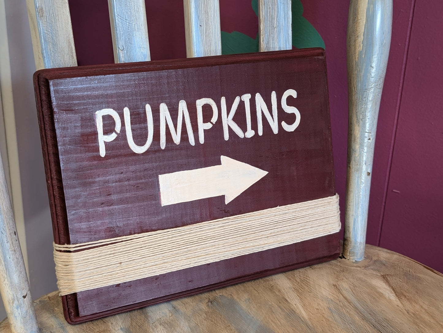 Pumpkins Direction Sign