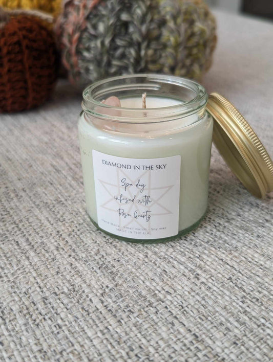 Spa day soy candle with rose quartz stone