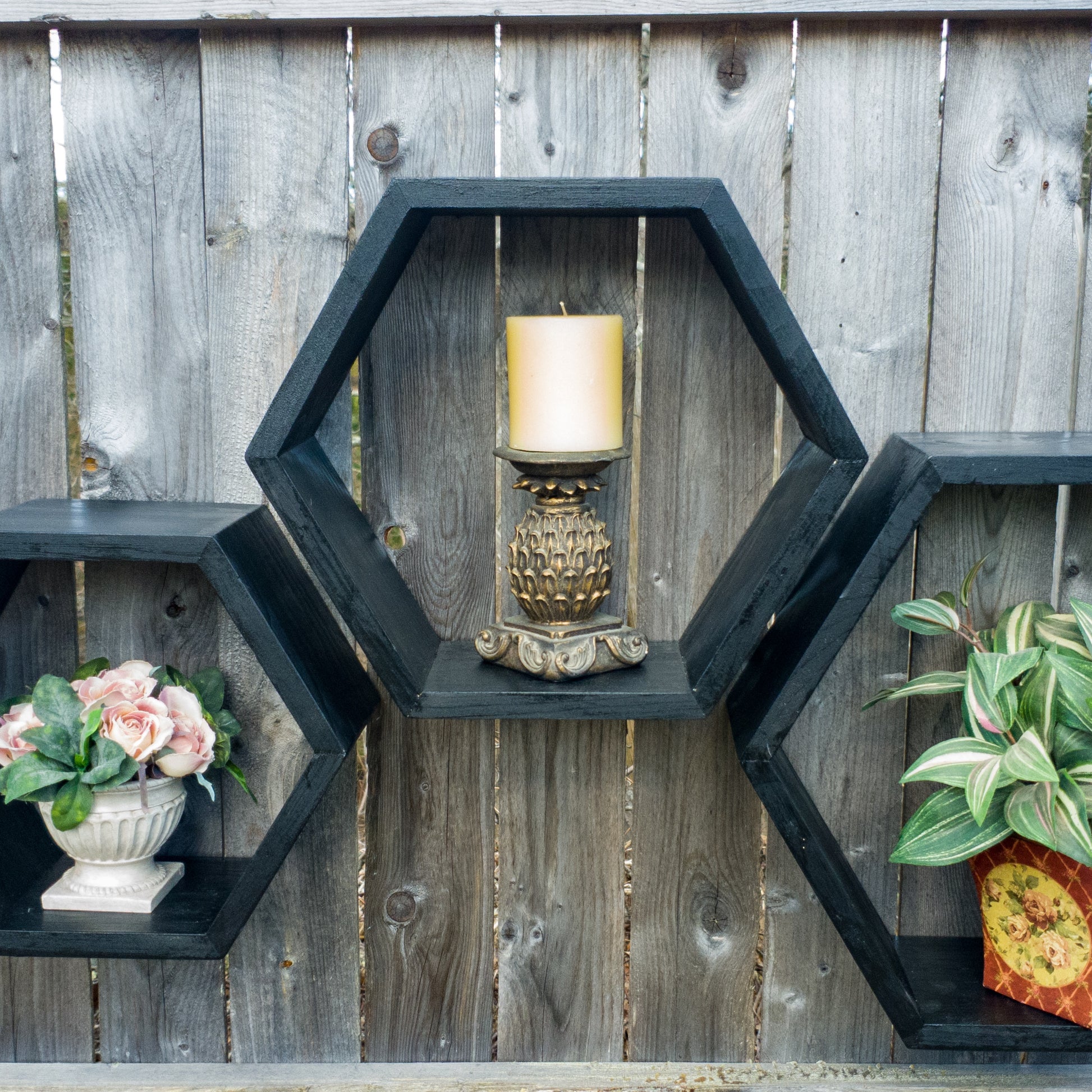 Sample picture of honeycomb shelf shell.