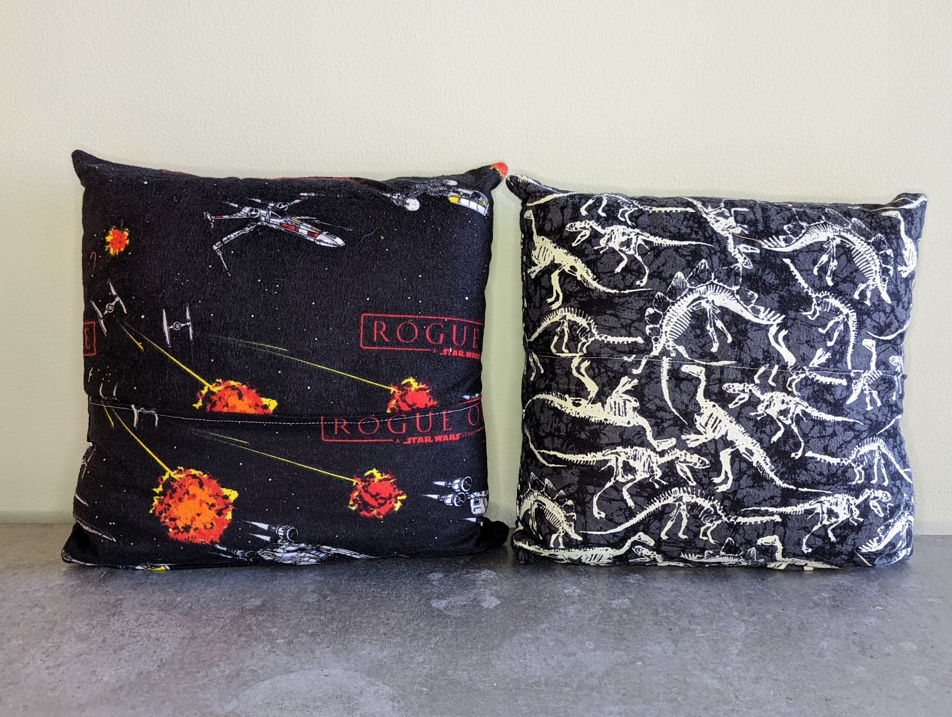 Kids mindfulness pillow with front pocket & positive affirmation card deck. Star Wars and dinosaurs.